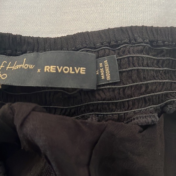 x REVOLVE In The City Pant in Black
House of Harlow 1960 Sz: XL - Picture 4 of 4